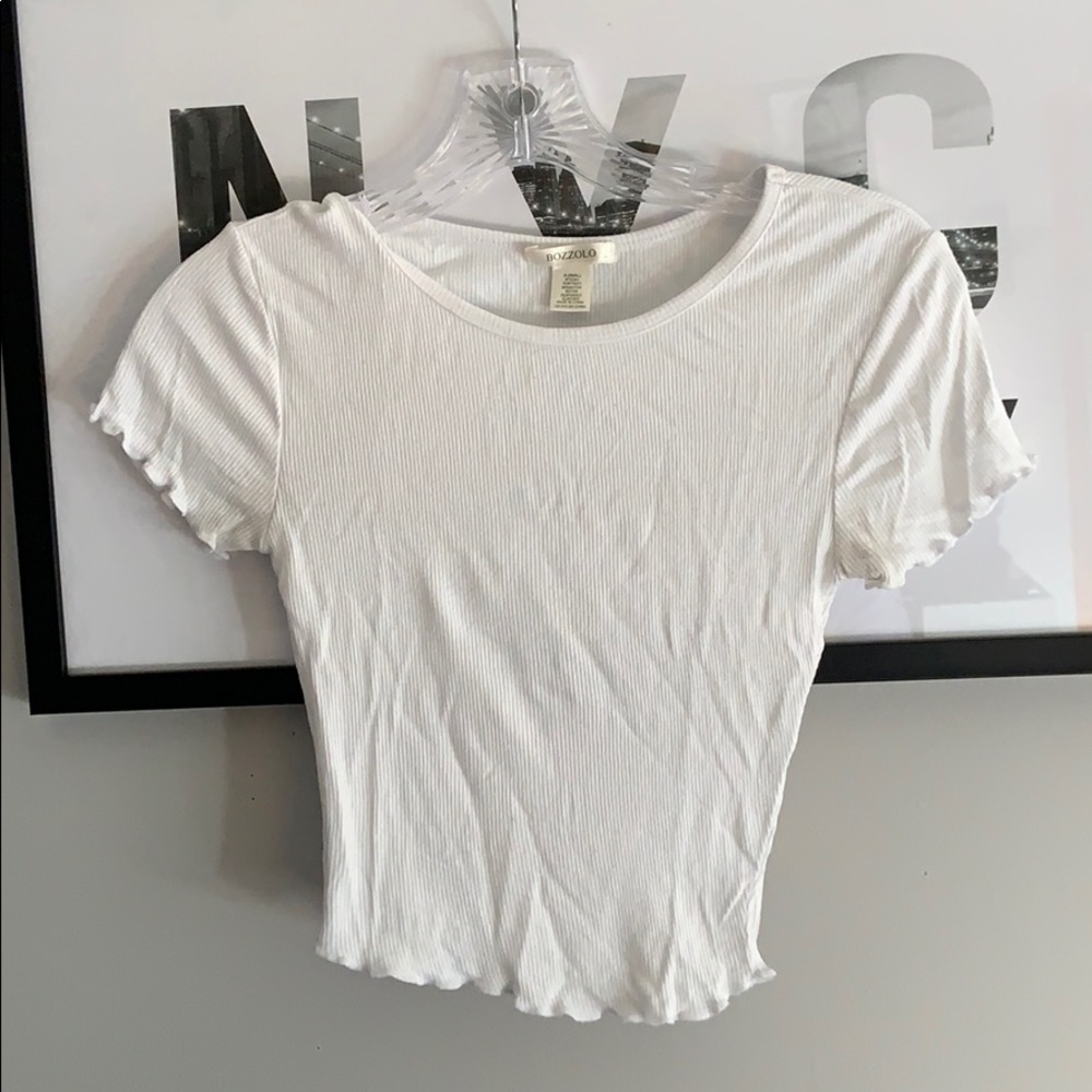 teen girl crop top t-shirt